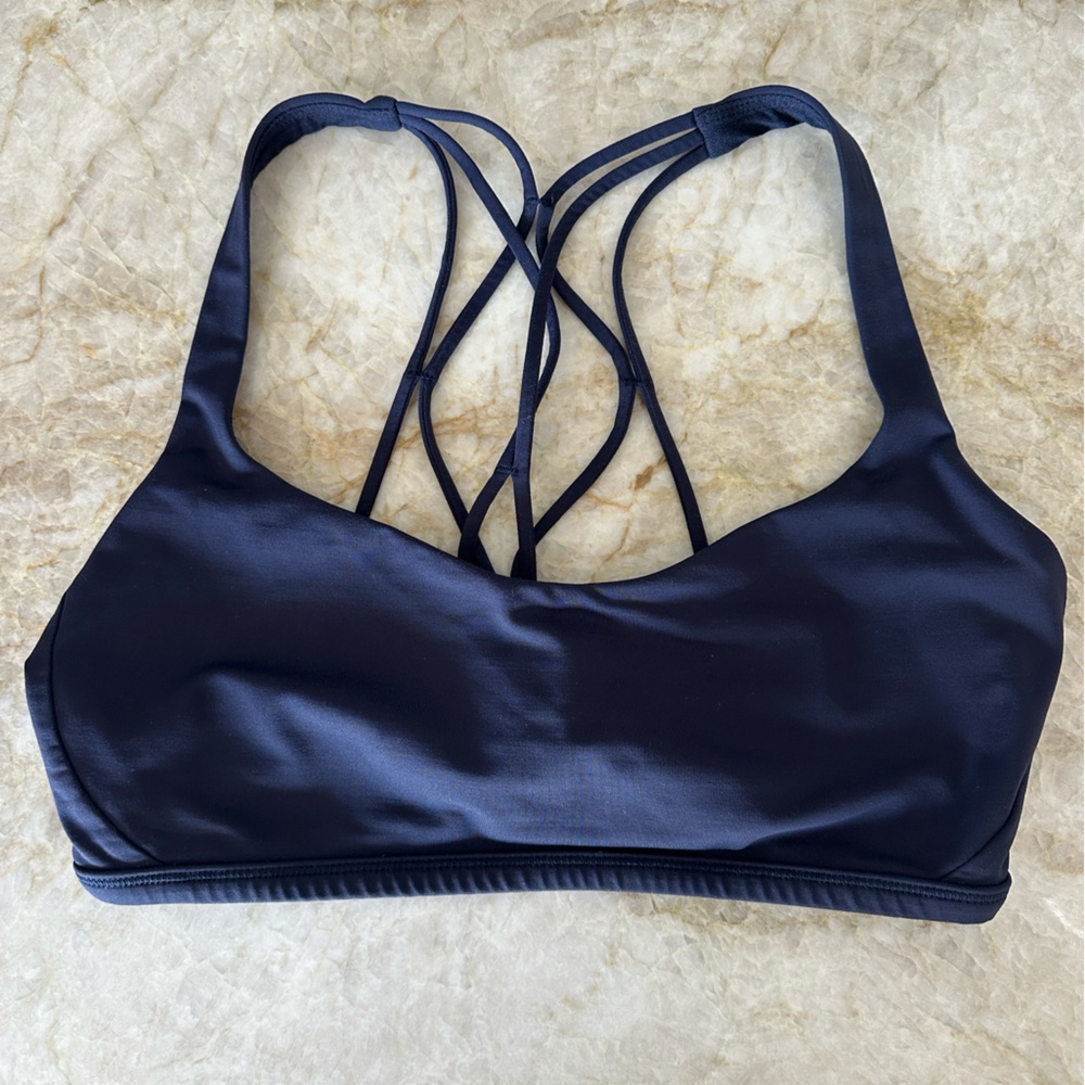Lululemon free to be wild bra, 10